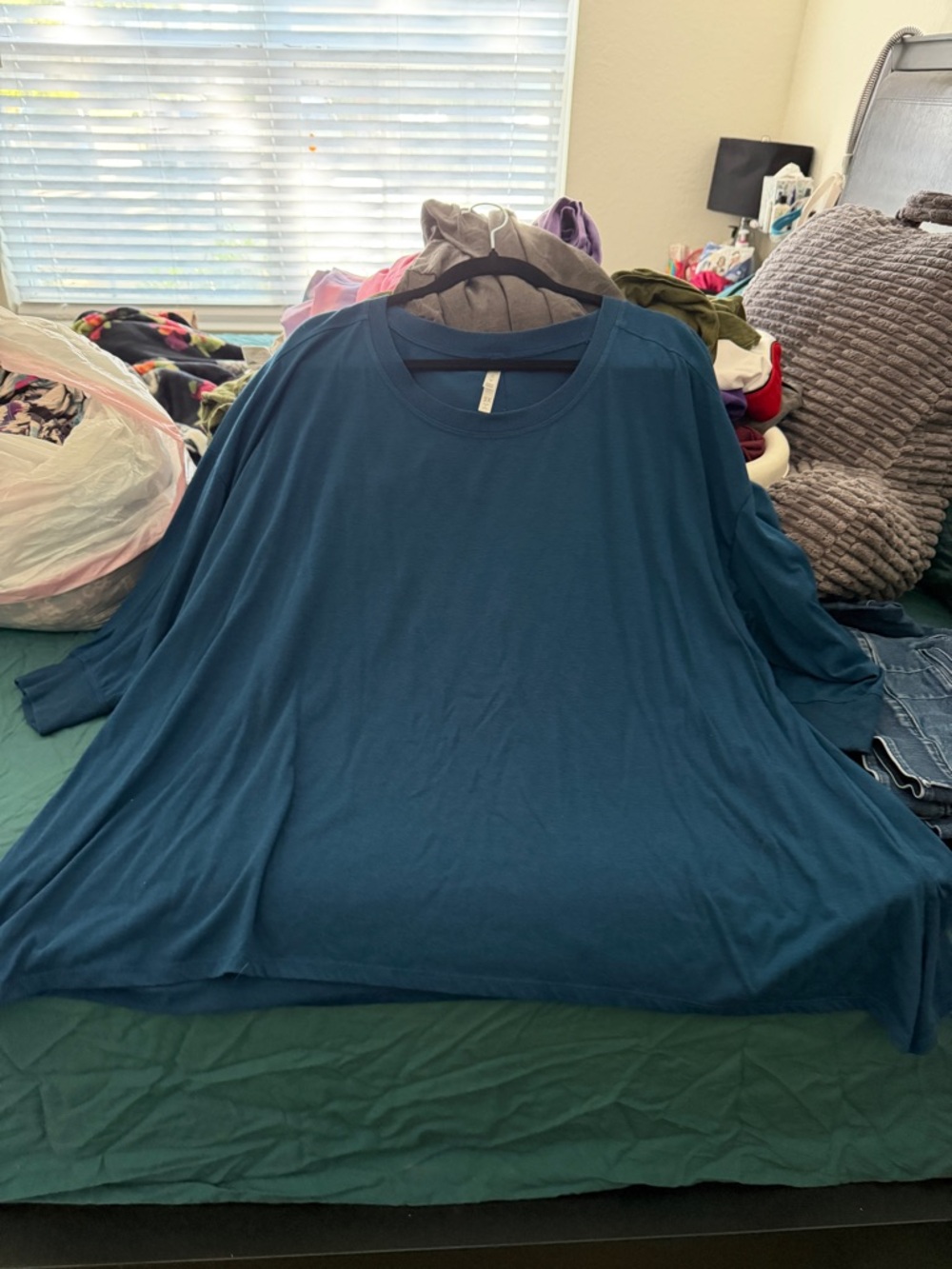 LuLaRoe Deep Teal 3/4 Sleeve Crew Neck Top